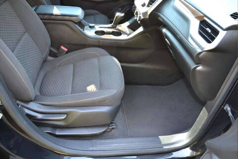 2017 GMC Acadia SLE-2