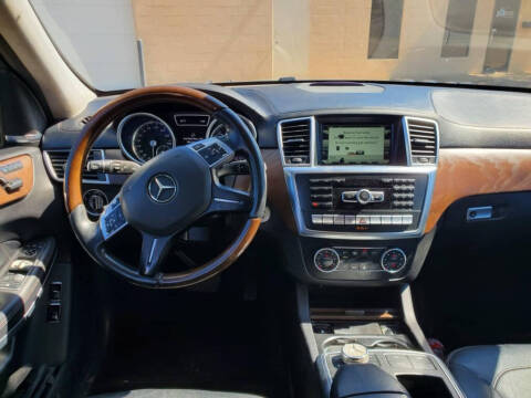 2014 Mercedes-Benz GL-Class GL 550 4MATIC