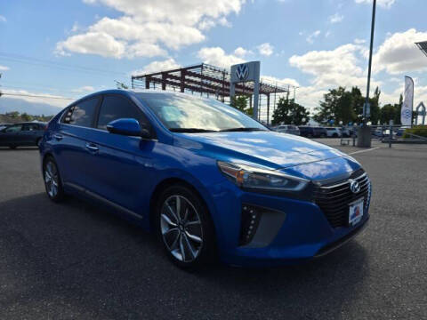 2017 Hyundai Ioniq Hybrid for sale at Karmart in Burlington WA