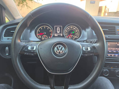 2020 Volkswagen Golf TSI