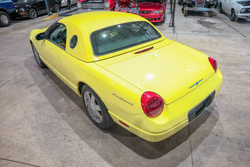2002 Ford Thunderbird Deluxe