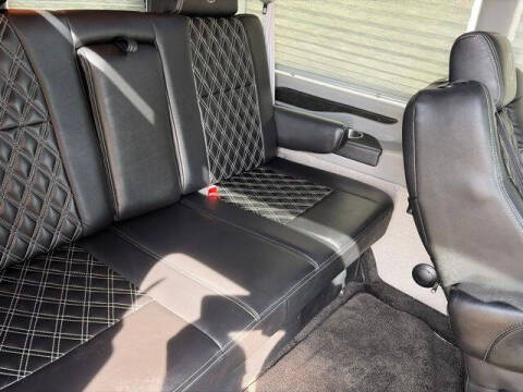 2023 Chevrolet Express 2500