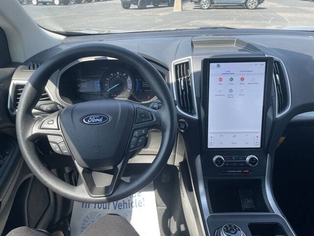 2024 Ford Edge SE