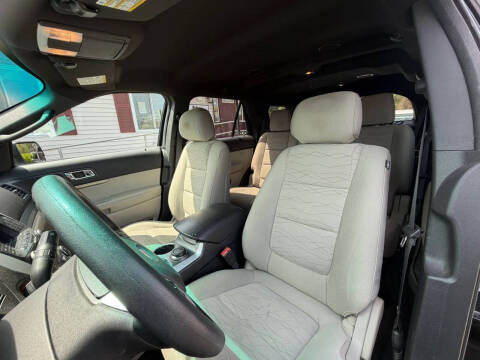 2015 Ford Explorer