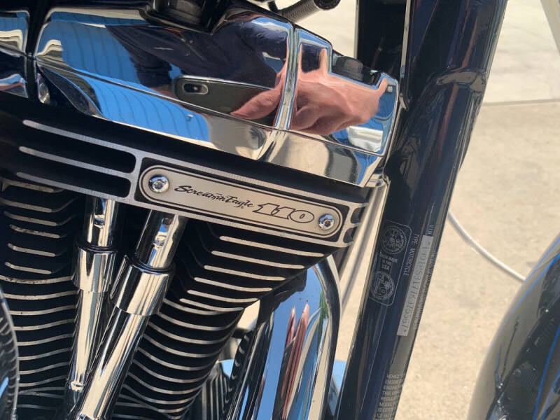 2007 Harley-Davidson Dyna CVO