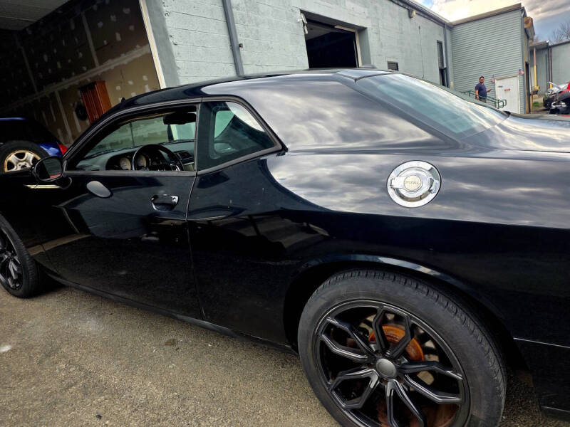 2013 Dodge Challenger SXT