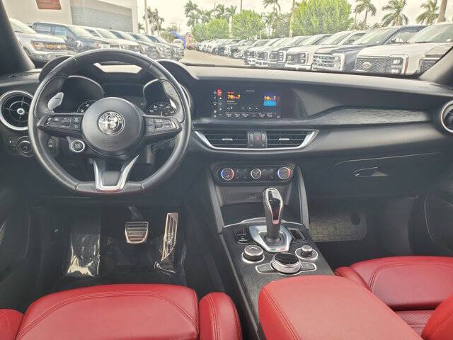 2022 Alfa Romeo Stelvio Sprint