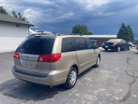 2008 Toyota Sienna LE 7-Passenger