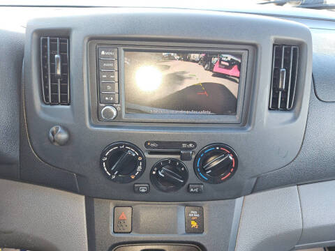 2021 Nissan NV200 SV