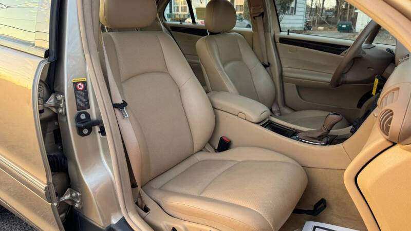 2004 Mercedes-Benz C-Class C 240 4MATIC