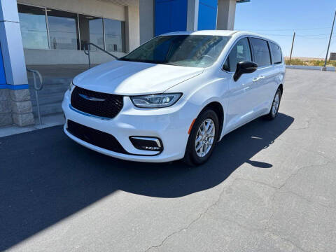 2024 Chrysler Pacifica Touring L