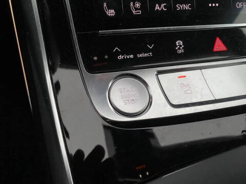 2019 Audi Q8 quattro Prestige 55 TFSI