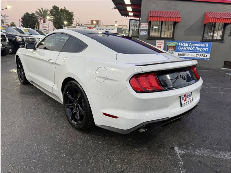 2019 Ford Mustang