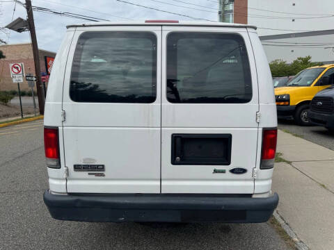 2014 Ford E-Series E-250