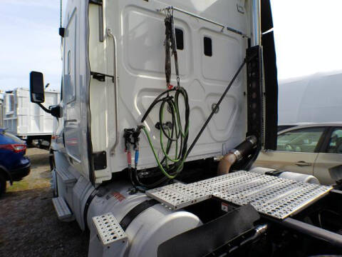 2011 Freightliner Cascadia