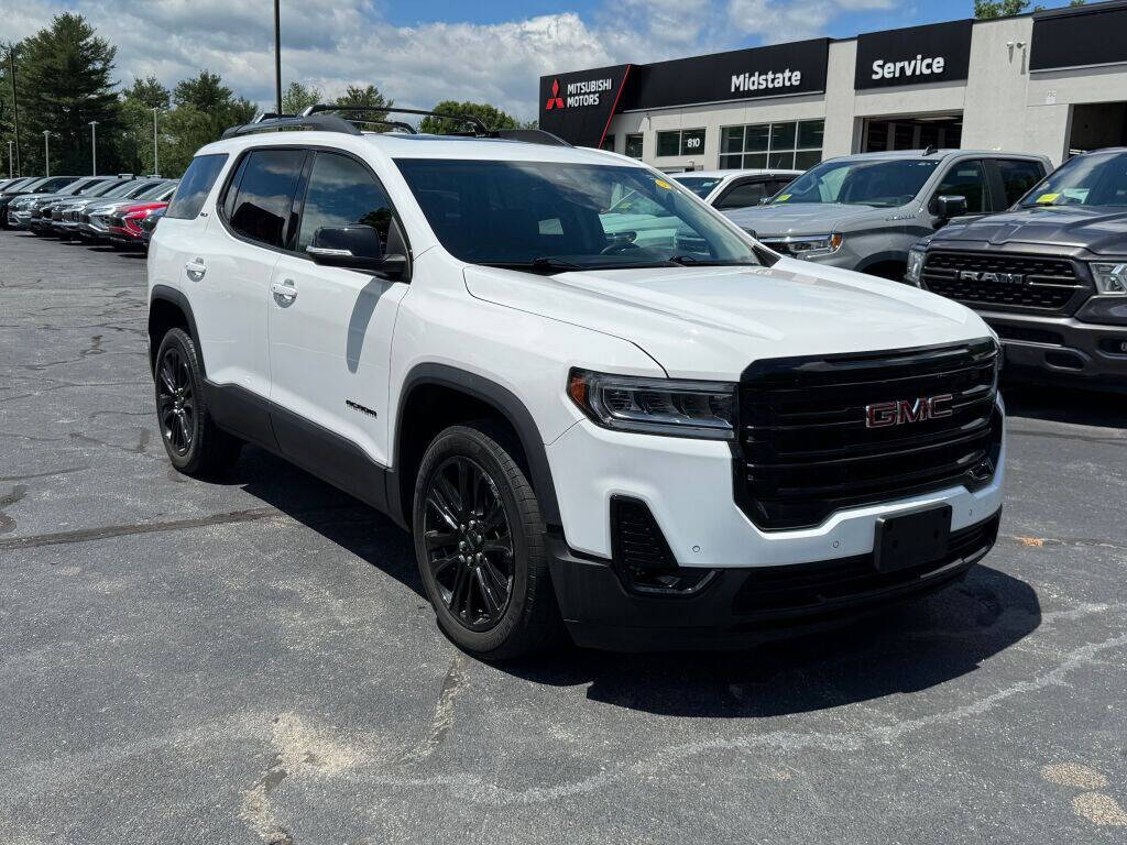 White 2023 GMC Acadia SLT 4x4 SLT 4dr SUV 2