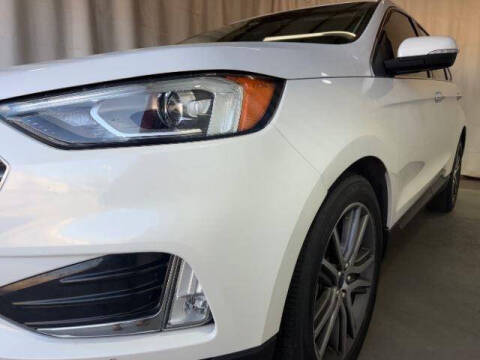 2020 Ford Edge Titanium