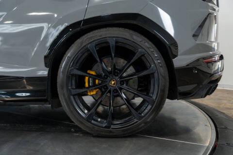 2019 Lamborghini Urus