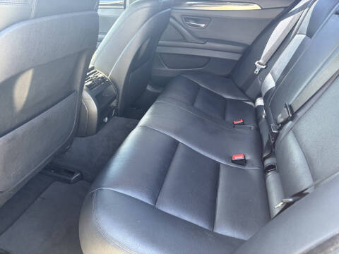 2016 BMW 5 Series 528i