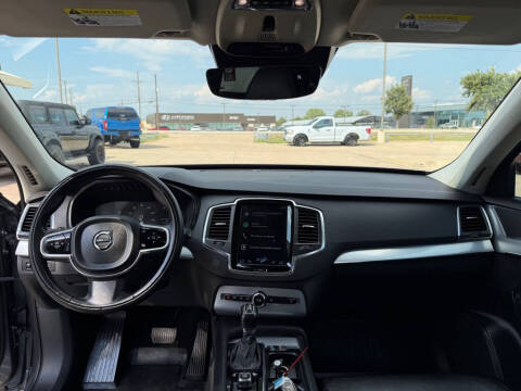 2018 Volvo XC90 T5 Momentum 7-Passenger