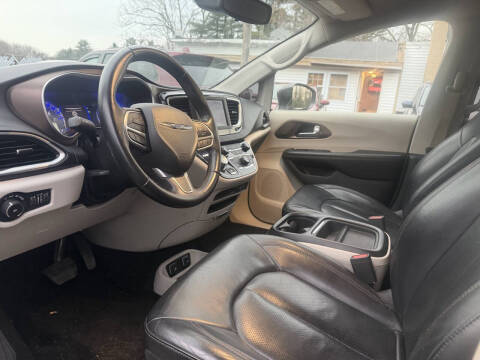 2018 Chrysler Pacifica Touring L