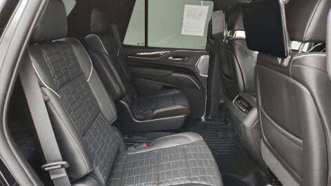 2023 Cadillac Escalade Sport Platinum