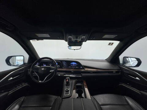 2022 Cadillac Escalade Premium Luxury