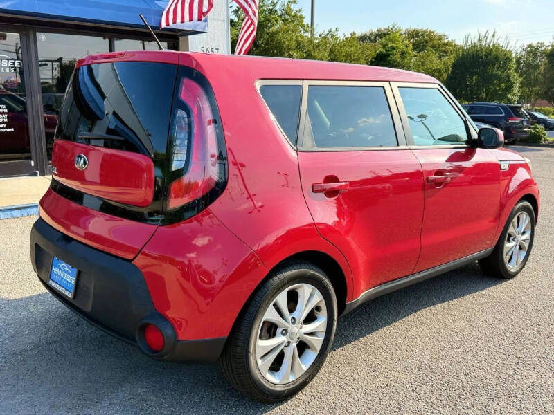 2015 Kia Soul +
