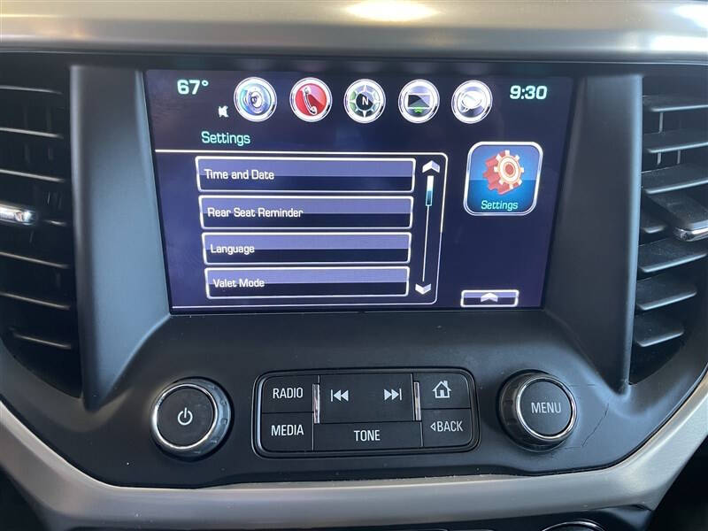 2017 GMC Acadia Denali