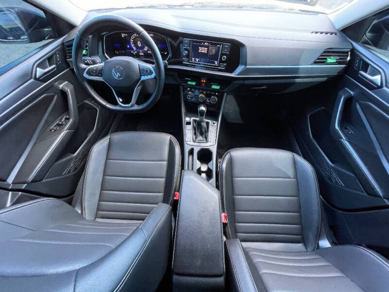 2024 Volkswagen Jetta SE