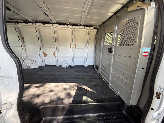 2021 Chevrolet Express 2500