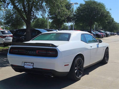 2022 Dodge Challenger