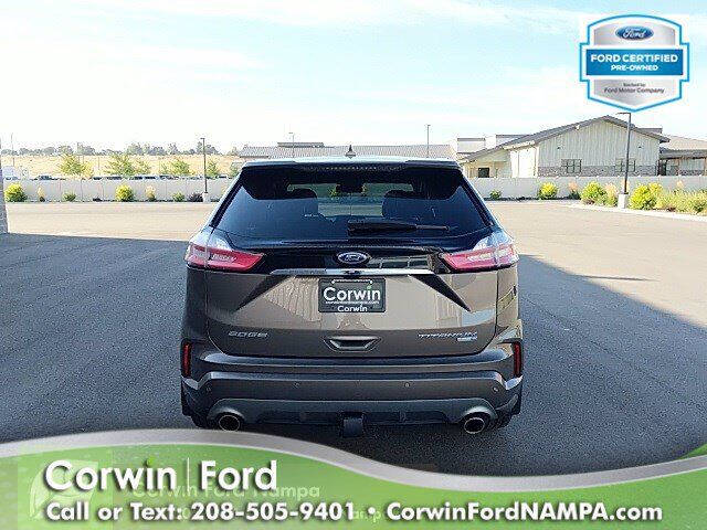 2019 Ford Edge Titanium