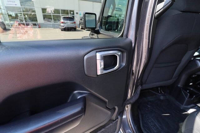 2021 Jeep Gladiator Sport