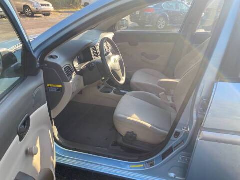 2010 Hyundai Accent GLS