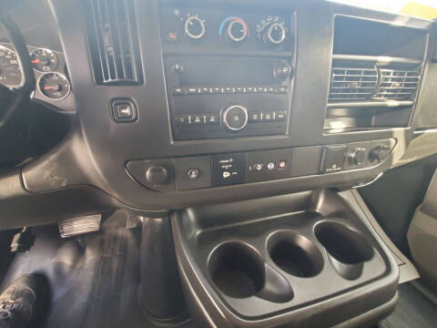 2017 Chevrolet Express 2500