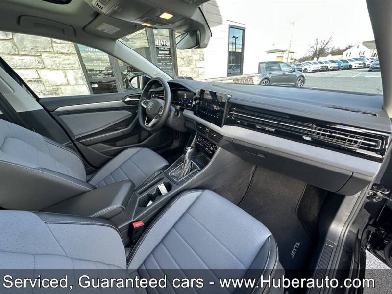 2025 Volkswagen Jetta SE