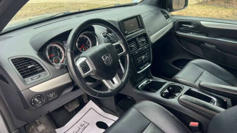 2014 Dodge Grand Caravan R/T