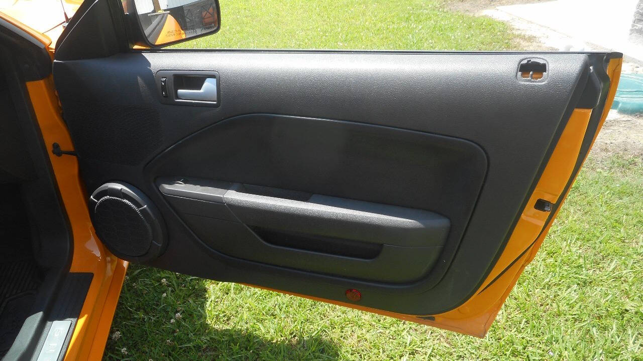 2007 Ford Mustang 25