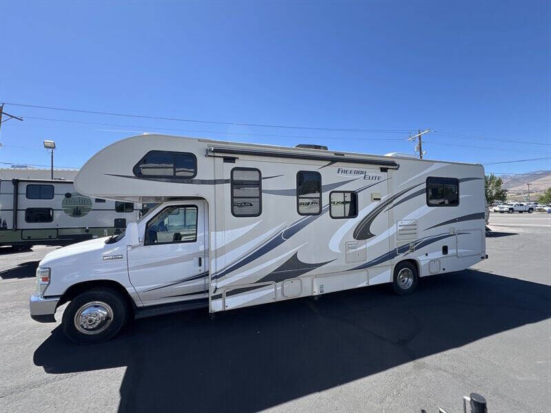 2014 Ford E-Series E-450 SD