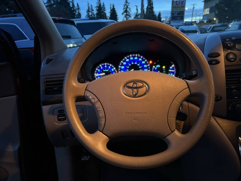 2007 Toyota Sienna CE 7-Passenger