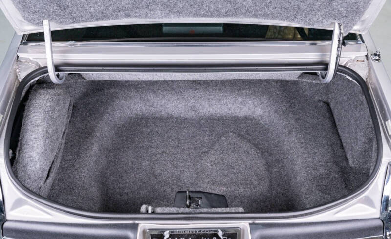 1990 Lincoln Mark VII Bill Blass