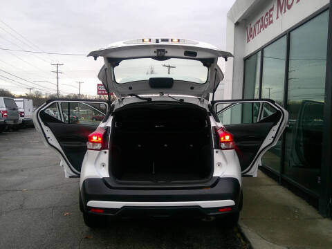 2019 Nissan Kicks SR