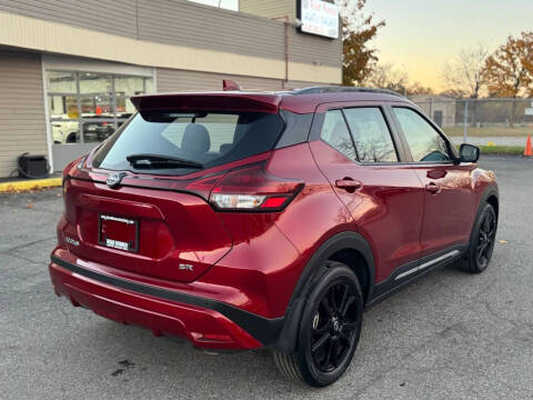 2024 Nissan Kicks SR