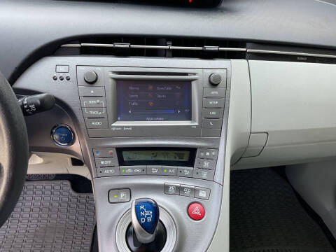 2015 Toyota Prius Three