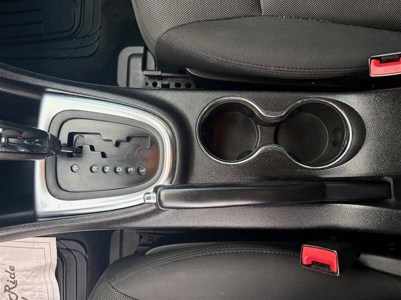 2014 Dodge Avenger SE