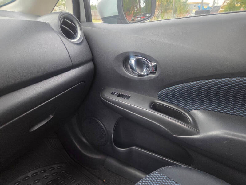 2015 Nissan Versa Note SV
