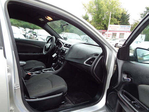 2012 Dodge Avenger SE