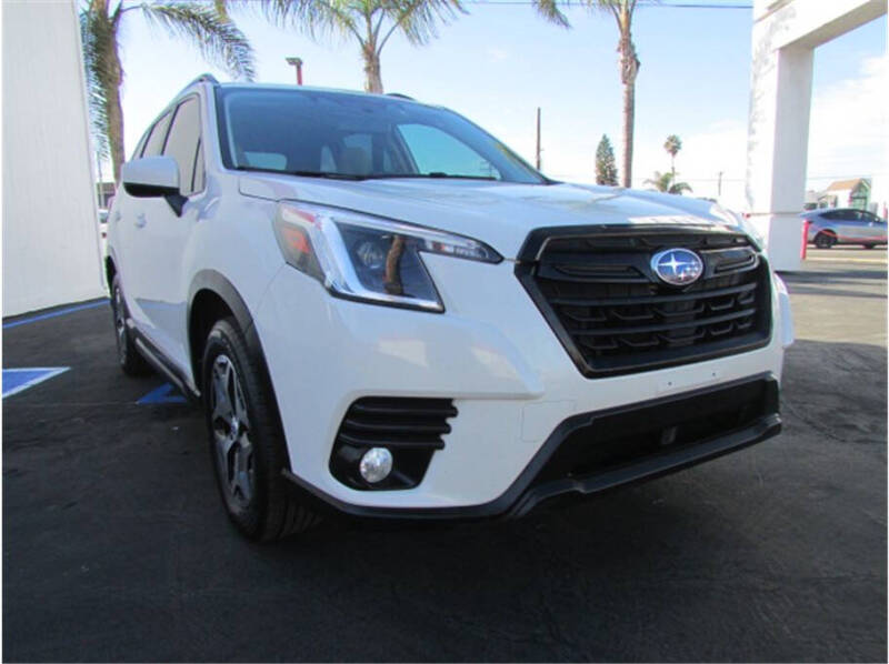 2023 Subaru Forester Premium