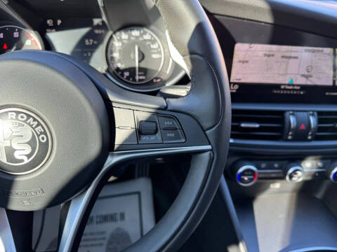 2018 Alfa Romeo Giulia Ti Sport